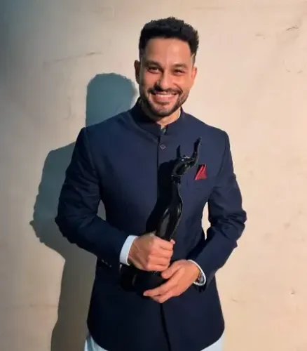 कुणाल खेमू ने जीता पहला फिल्मफेयर अवॉर्ड, 'मडगांव एक्सप्रेस' के लिए बने सर्वश्रेष्ठ नवोदित निर्देशक 