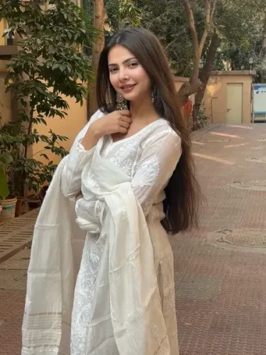 Prachi Singh on mental health in TV: 'Stay grounded, stay connected to roots'