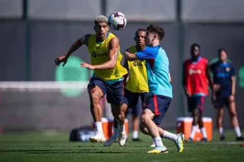 La Liga: Atletico Madrid and Barcelona Clash for the Title