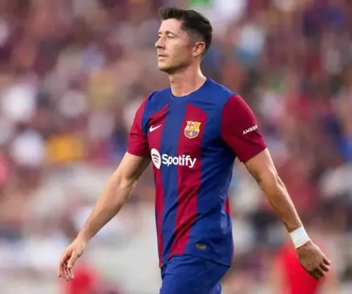 How is Barcelona's Coach Flick Addressing Injury Woes Before the Girona Match?