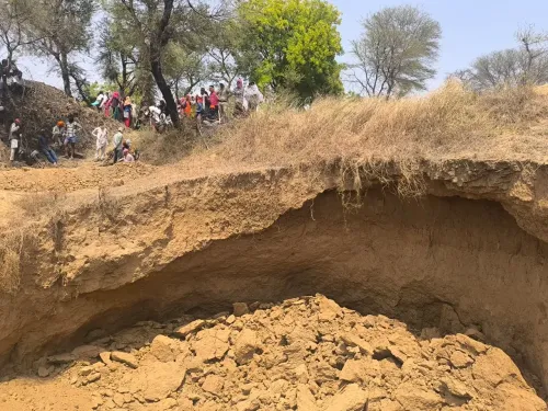 Well collapse in MP's Panna kills 1 labourer, four still trapped under debris