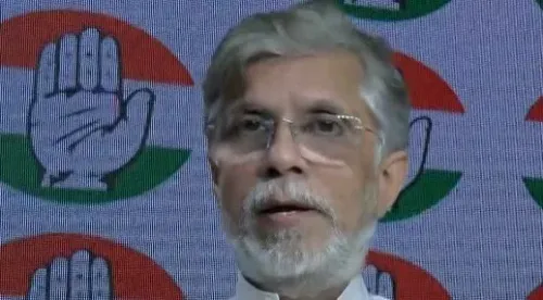 धर्मेंद्र प्रधान के इस्तीफे पर पवन खेड़ा बोले — 'देश ने हटाया, PM ने नहीं; लड़ाई अभी शुरू हुई'