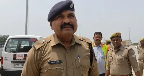 ललिता गौतम हत्याकांड: काशी टोल प्लाजा पर रोका गया कांग्रेस प्रतिनिधिमंडल, इमरान मसूद बोले — 27 को दिल्ली में प्रदर्शन