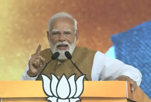 क्या एलडीएफ और यूडीएफ ने केरल को बुनियादी सुविधाओं और बेहतर ढांचे से वंचित रखा?