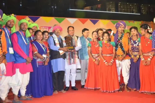 क्या भारत मंडपम में लोक कलाकारों की प्रस्तुति ने छत्तीसगढ़ को गूंजाया?