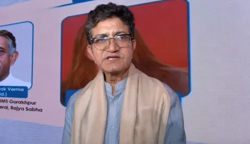 प्रसून जोशी का NBT सम्मान के बाद बयान: लोकतंत्र में मीडिया की जिम्मेदारी पहले से कहीं अधिक