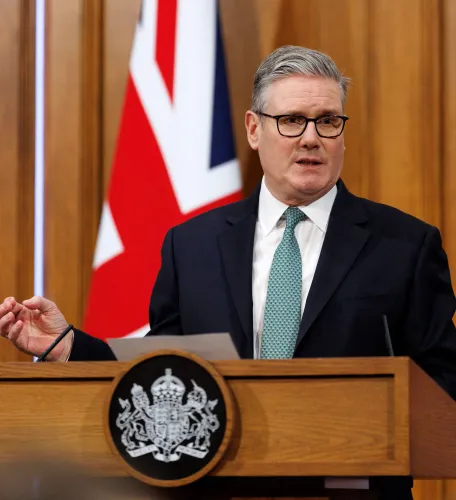 ब्रिटेन के पीएम कीर स्टार्मर ने लंदन में यहूदी एम्बुलेंस पर आगजनी की घटना पर व्यक्त की चिंता