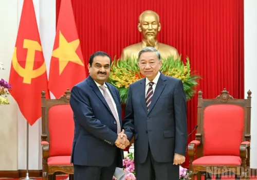 What Are Gautam Adani's Plans for Strengthening Vietnam–India Economic Partnerships?