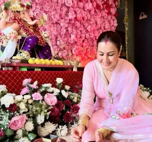 काम्या पंजाबी ने लव गिल को दी चेतावनी: 'बिग बॉस-20 में खुद को बेवकूफ बना रही है'
