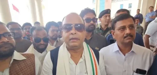 एलपीजी सिलेंडर की कीमतों में वृद्धि पर मंत्री इरफान अंसारी का कड़ा विरोध, धरना देने का किया ऐलान