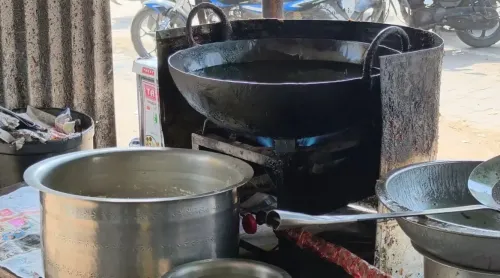 LPG Crisis Grips Patna and Bihar: Eateries Cut Back on Menus