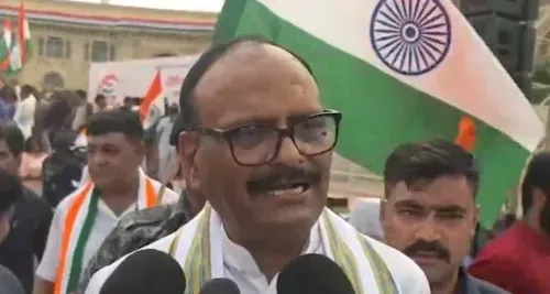 लखनऊ में 'हर घर तिरंगा' अभियान का आगाज़, भाजपा नेताओं ने हर बूथ तक तिरंगा पहुँचाने का लिया संकल्प