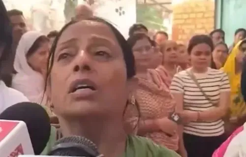 Lucknow triple murder: Victim's wife demands death penalty, encounter of prime accused