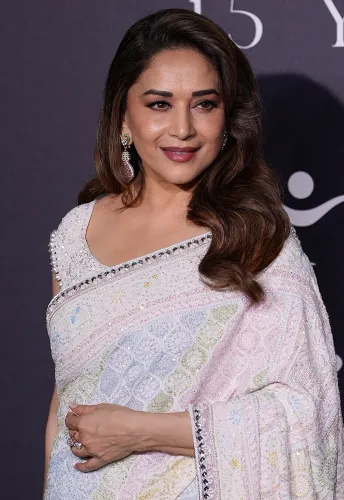 Madhuri Dixit, Renuka Shahane revisit Hum Aapke Hain Koun memories on Kon Honar Crorepati