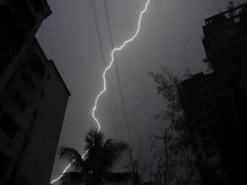 What Happened in Madhya Pradesh? 2 Lives Lost Due to Lightning Strikes