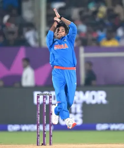 Did Madhya Pradesh CM Truly Honor Women's World Cup Star Kranti Goud with Rs 1-Crore Reward?