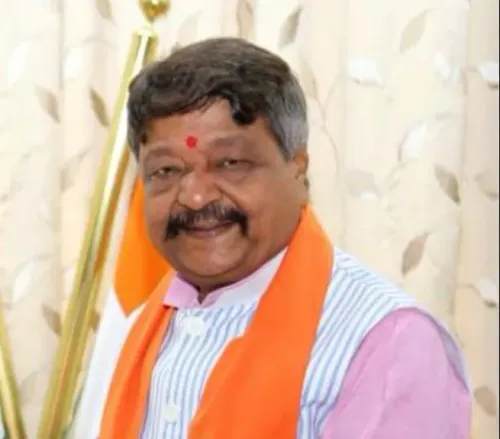 Why Did Madhya Pradesh Minister Spark Controversy Over 'Short Dress' Remarks?