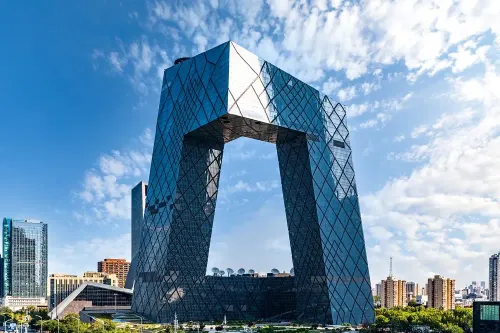 क्या अमेरिका मध्य-पूर्व के युद्ध में फंसता जा रहा है?