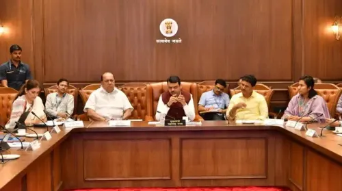 Maharashtra Chief Minister Fadnavis Advocates for Public Health Infrastructure Corporation and Enhanced Digital Healthcare Solutions