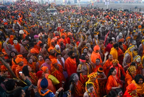 Maha Kumbh: Government Offices Closed Amid Growing Crowds in Prayagraj for Basant Panchami Amrit Snan