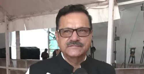 महाड नगर पालिका अधिकारी से मारपीट: भाजपा पार्षद के खिलाफ सख्त कार्रवाई की मांग, कई दलों ने की निंदा