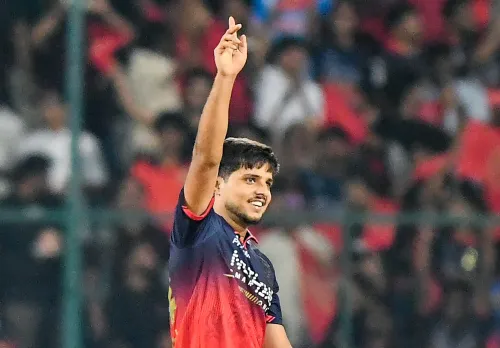 रसिख सलाम डार का शानदार प्रदर्शन: 24 रन देकर 4 विकेट लेने की अनोखी उपलब्धि