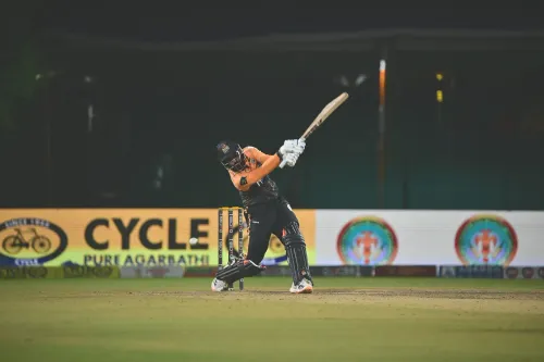 Praveen Dubey's 64* off 32 seals Bengaluru Blasters' last-ball win over Hubli Tigers