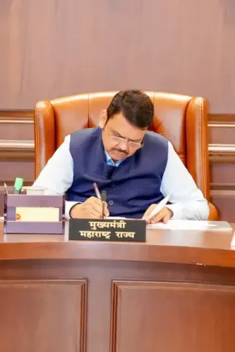 महाराष्ट्र : बीड यौन शोषण मामले की जांच करेगी एसआईटी, देवेंद्र फडणवीस ने विधानसभा में घोषणा की