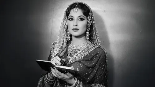 महाराष्ट्र के इस थिएटर में मीना कुमारी के प्रशंसक के लिए हमेशा बुक रहती थी सीट