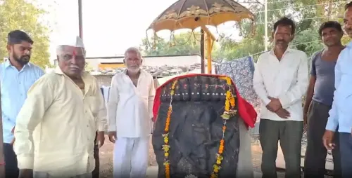 महाराष्ट्र के सांगोला गांव में दशहरे पर रावण की पूजा, सैकड़ों साल पुरानी अनोखी परंपरा