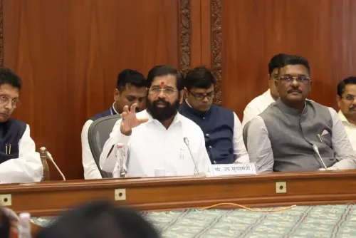 क्या महाराष्ट्र सरकार ने राज्य परिवहन निगम के कर्मचारियों को 6,000 रुपये का दिवाली उपहार देने की घोषणा की?