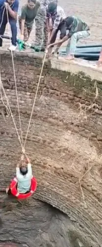 वर्धा NCC कैंप के पास कुएं में 18 घंटे फंसे व्यक्ति को थर्ड महाराष्ट्र बटालियन ने बचाया