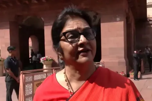 'महिला आरक्षण बिल' का विपक्ष ने किया स्वागत, लेकिन प्रक्रिया पर उठाए सवाल