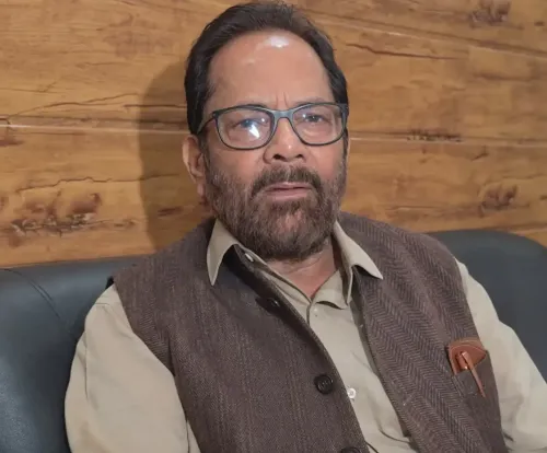 महिला आरक्षण के खिलाफ विपक्ष की कार्रवाई एक गंभीर राजनीतिक संकट बनेगी: मुख्तार अब्बास नकवी