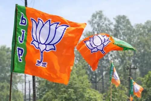 महिला आरक्षण बिल के पारित न होने पर भाजपा ने भोपाल में निकाली जन आक्रोश पदयात्रा
