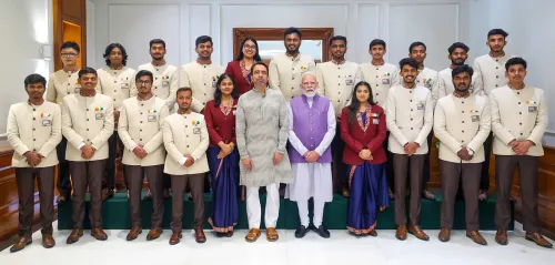 आंगनबाड़ी को सामुदायिक केंद्र बनाएं: महिला बाल विकास शिखर सम्मेलन में PM मोदी का आह्वान