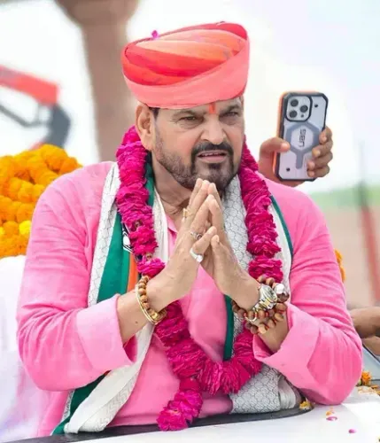 महिला पहलवानों से यौन शोषण के आरोप के मामले में बृजभूषण शरण सिंह बरी