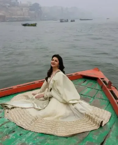 क्या भाग्यश्री पर बनारस का रंग चढ़ गया?