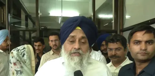 मजीठिया की गिरफ्तारी पर भड़के सुखबीर-हरसिमरत बादल, पंजाब सरकार पर बदले की राजनीति का आरोप