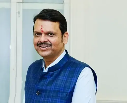 Fadnavis Urges Officials to Enhance Industry-Focused Ease of Doing Business