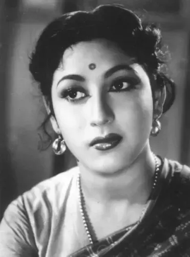 माला सिन्हा बर्थडे: बार-बार के रिजेक्शन या चेहरे पर मजाक से नहीं खोया हौसला, बॉलीवुड में कमाया नाम 