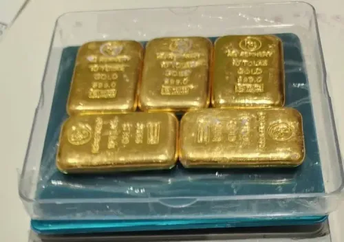 Gold bars worth ₹89 lakh seized at Ahmedabad airport from Bharuch man