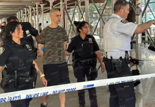 NYC stabbing near synagogue: Man yelling 'Allahu Akbar' wounds two