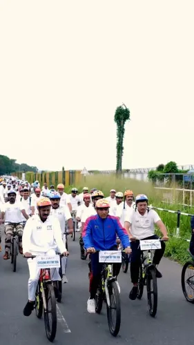 Mandaviya Cycles Through Thiruvananthapuram, Promotes Fitness