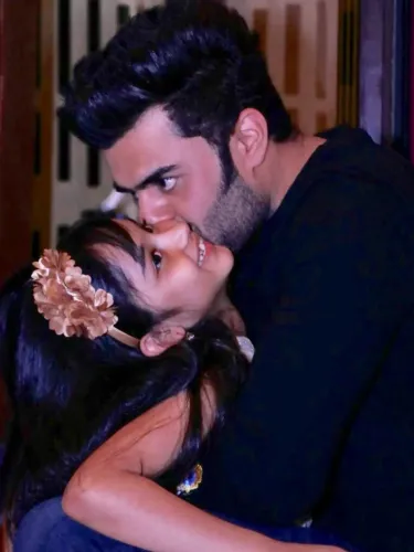 Did Maniesh Paul’s daughter just turn 15?