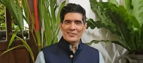 क्या मनीष मल्होत्रा ने धर्मेंद्र को याद करते हुए 'रॉकी और रानी की प्रेम कहानी' के सेट का दिलचस्प किस्सा सुनाया?