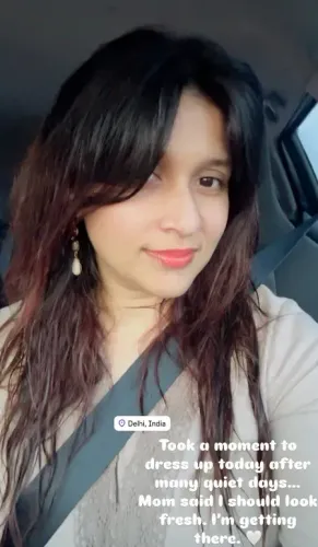 पिता के निधन से टूटी मन्नारा चोपड़ा ने खुद को किया मोटिवेट, बोलीं 'अब मुझे आगे बढ़ना है'