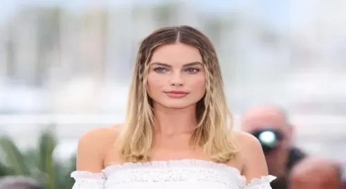 How Did Margot Robbie’s Skin Inspire ‘Wuthering Heights’ Set Design?