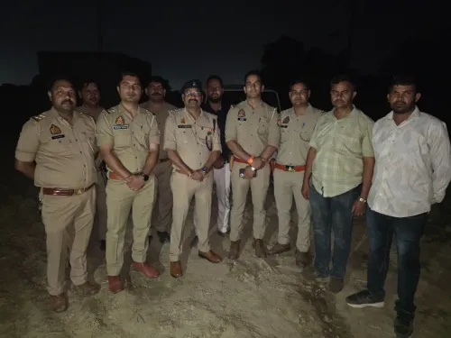 मथुरा मुठभेड़: ट्रांसफार्मर चोर गैंग के दो बदमाश घायल गिरफ्तार, स्कॉर्पियो व हथियार बरामद