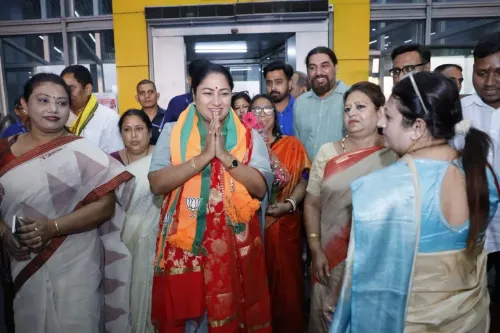 सीएम रेखा गुप्ता ने बंगाल में विकास और सुशासन के नए युग का ऐलान किया